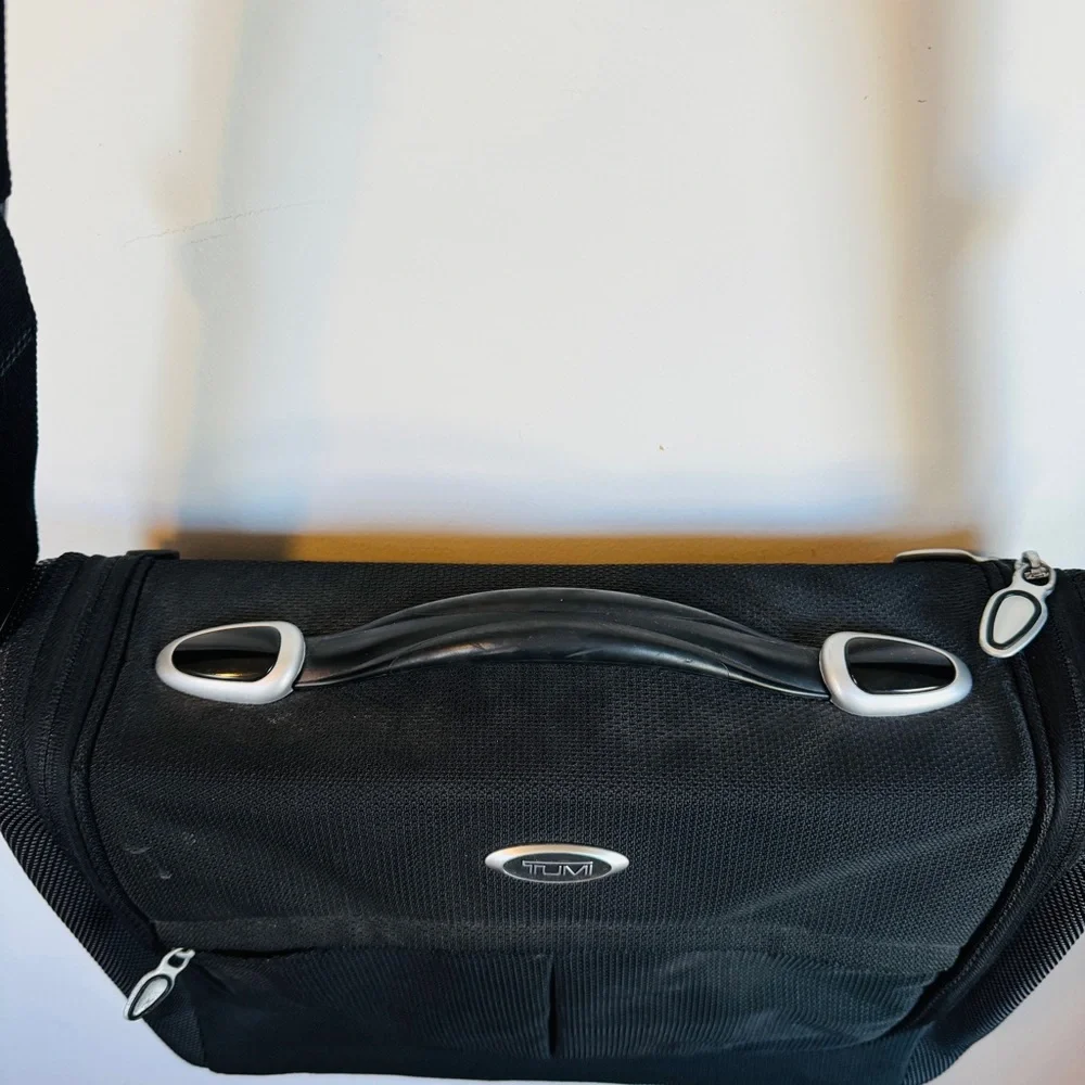 TUMI black travel laptop bag / briefcase